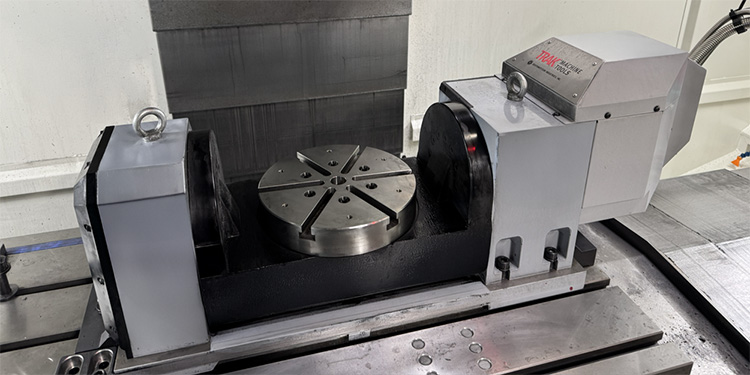 TRAK - 5-axis_trunnion
